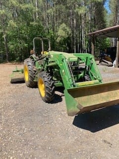 2016 John Deere 5085E Equipment Image0