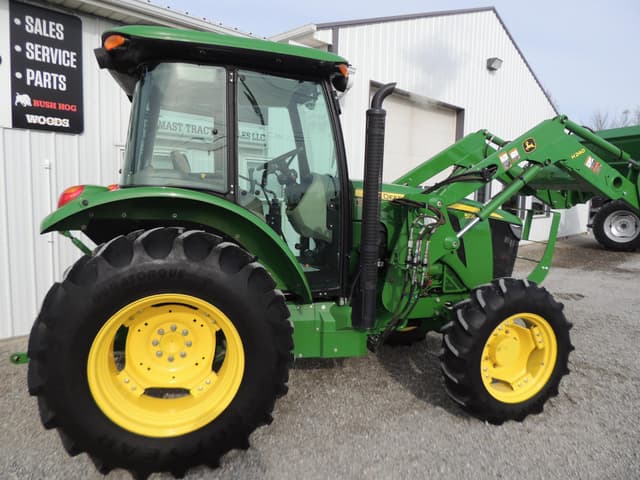 Image of John Deere 5085E equipment image 4