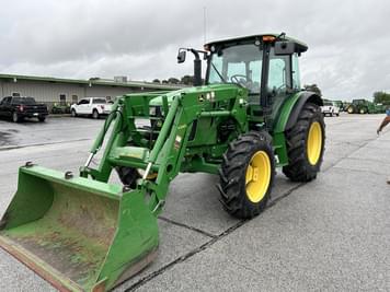 Main image John Deere 5085E
