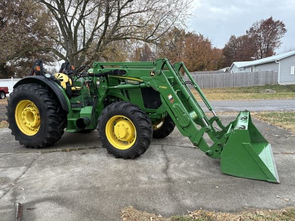 Image of John Deere 5085M equipment image 1