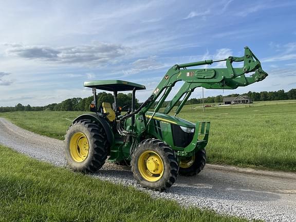 Image of John Deere 5085M Primary image