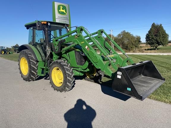 Image of John Deere 5085M equipment image 1