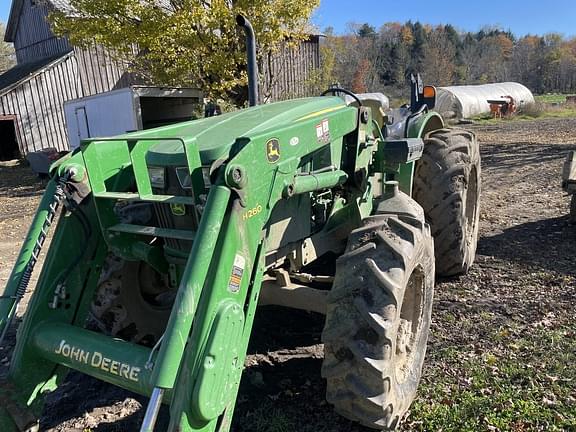 Image of John Deere 5100E Primary image