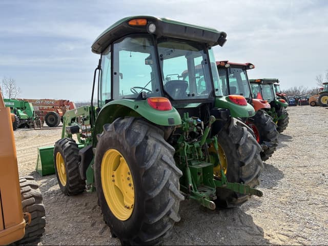Image of John Deere 5100E equipment image 3