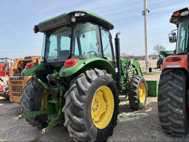 Image of John Deere 5100E equipment image 2