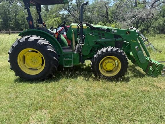 Image of John Deere 5100E equipment image 3
