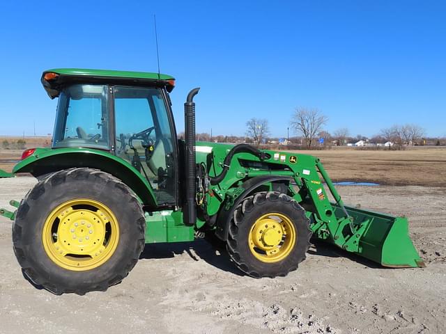 Image of John Deere 5100E equipment image 2