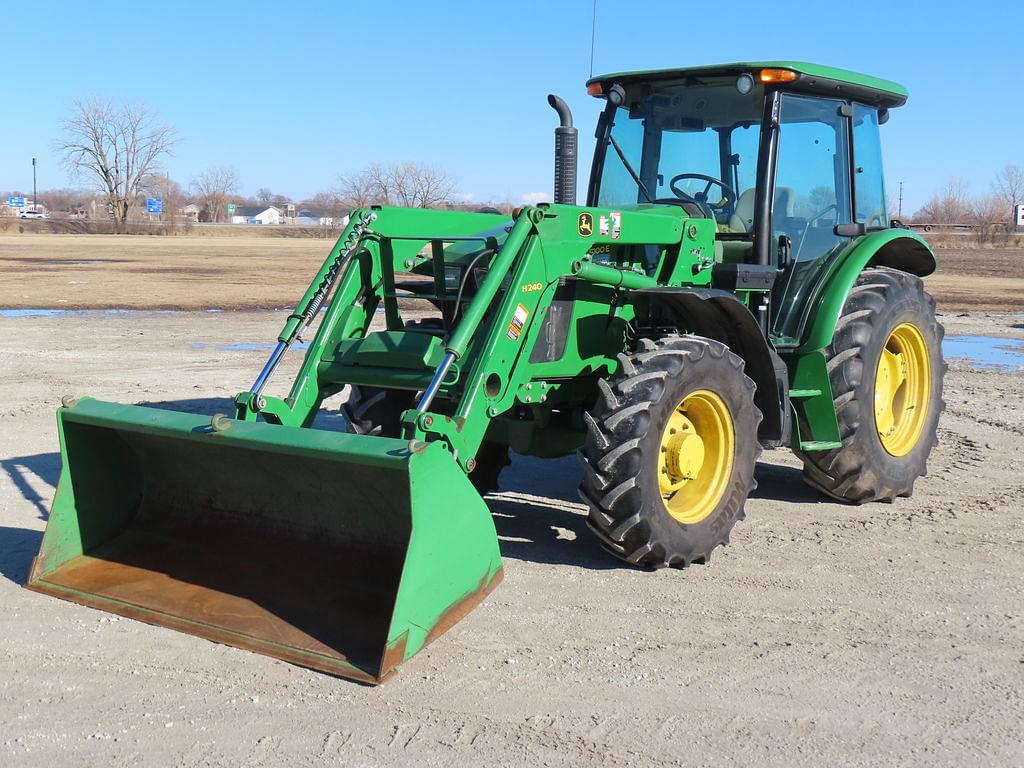 Image of John Deere 5100E Primary image