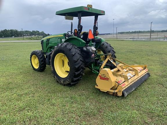 Image of John Deere 5100E equipment image 4