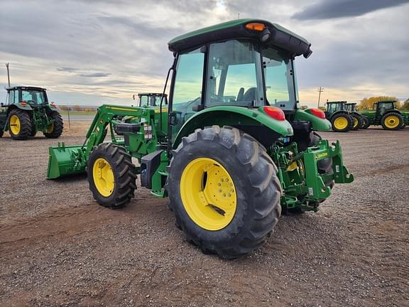 Image of John Deere 5100E equipment image 2