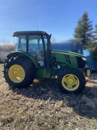 Image of John Deere 5100E equipment image 1