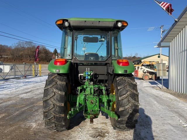 Image of John Deere 5100E equipment image 3