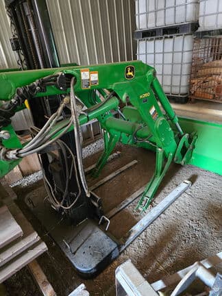 Image of John Deere 5100E equipment image 1
