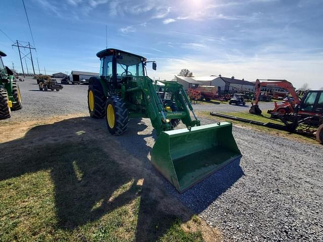 Image of John Deere 5100E equipment image 1