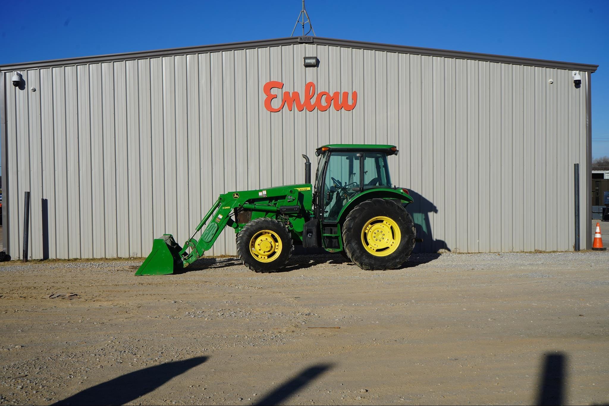 2016 John Deere 5100E Equipment Image0