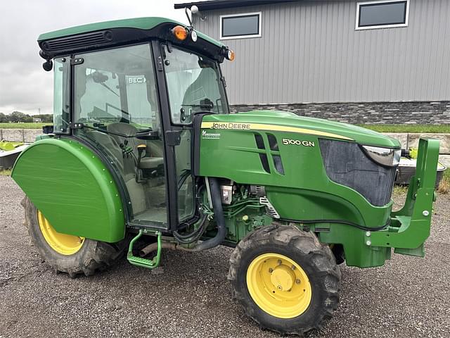 Image of John Deere 5100GN equipment image 2