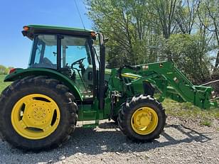 Main image John Deere 5100M 1