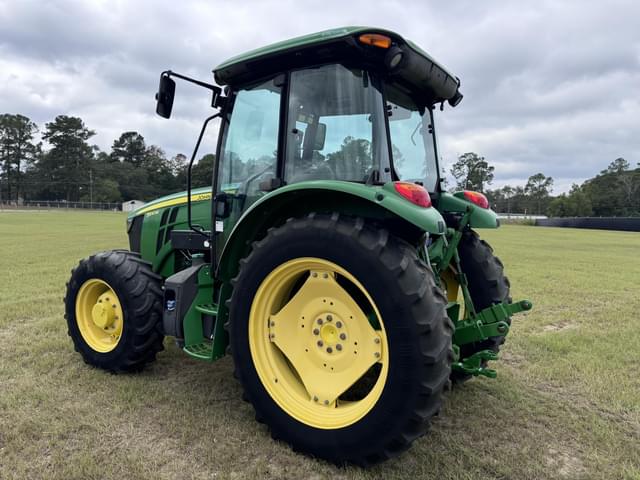 Image of John Deere 5100M equipment image 3