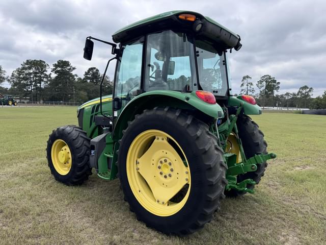 Image of John Deere 5100M equipment image 2