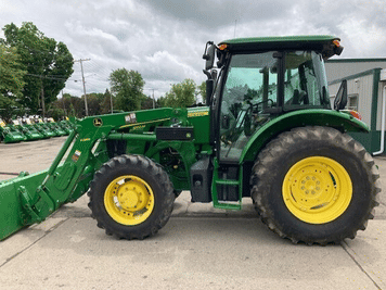 Main image John Deere 5100M