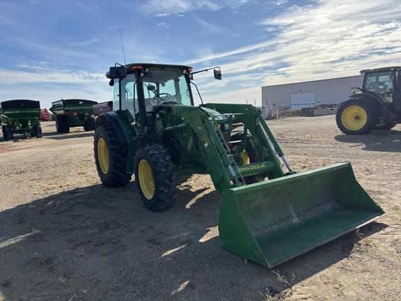 Image of John Deere 5100M equipment image 1