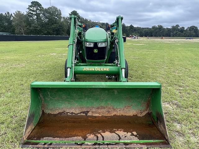 Image of John Deere 5100M equipment image 4