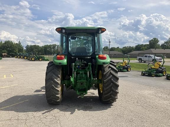 Image of John Deere 5100M equipment image 4