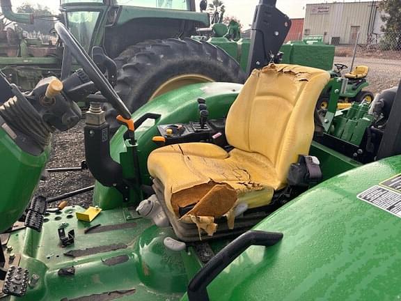 Image of John Deere 5100ML equipment image 3