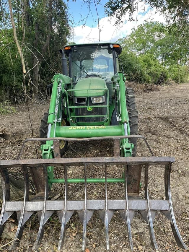 Image of John Deere 5115M equipment image 4
