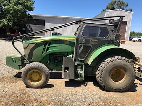 2016 John Deere 5115ML Equipment Image0