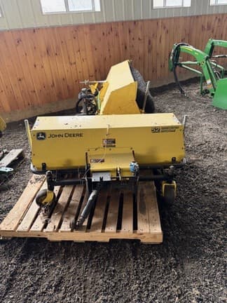 Main image John Deere 52" Broom