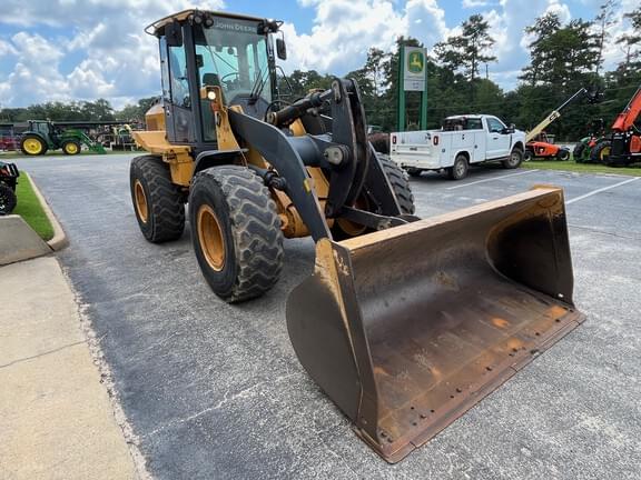 Image of John Deere 544K equipment image 4