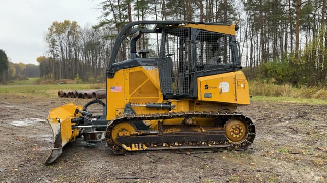 Image of John Deere 550K equipment image 1
