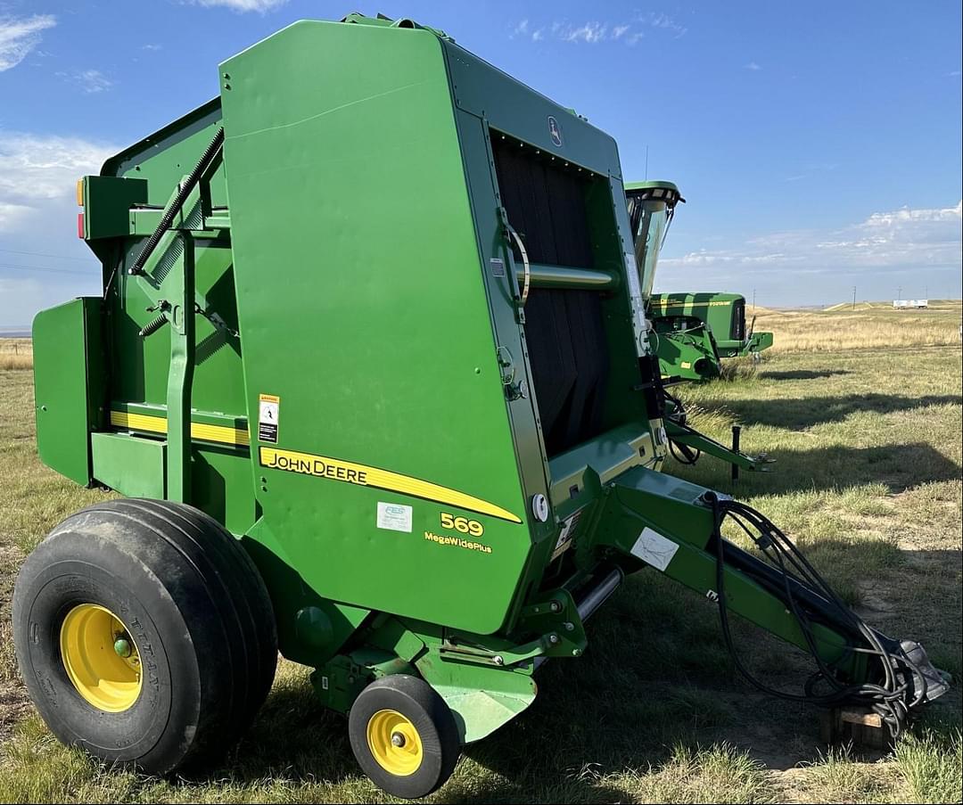 Image of John Deere 569 MegaWide Plus Primary image