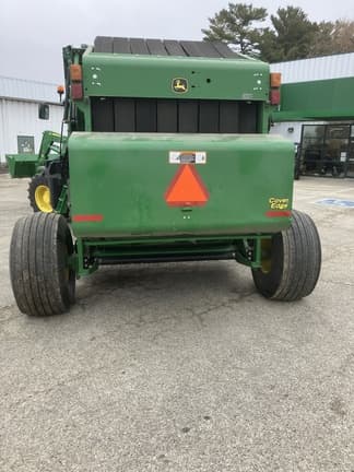 Image of John Deere 569 equipment image 1