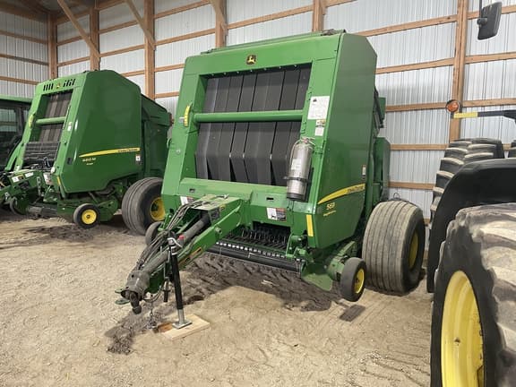 Image of John Deere 569 MegaWide Plus equipment image 2