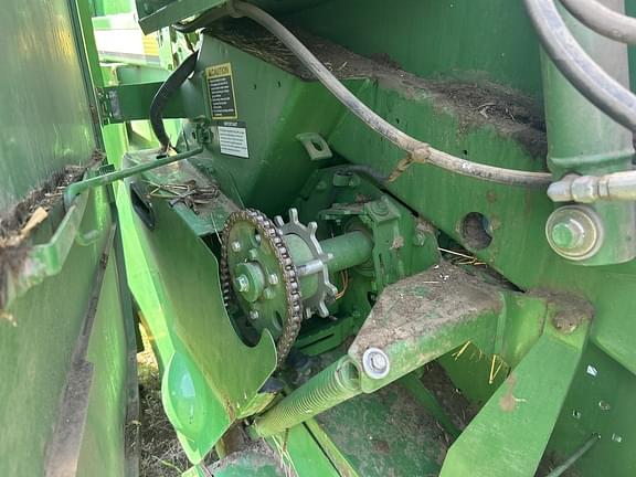 Image of John Deere 569 MegaWide Plus equipment image 3