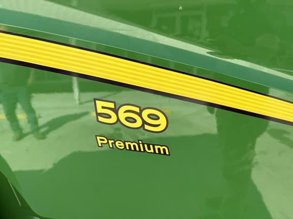 Image of John Deere 569 Premium equipment image 3