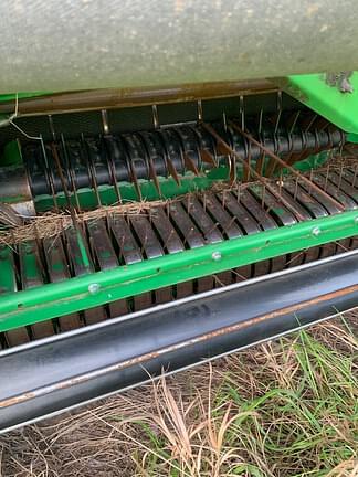 Image of John Deere 569 Premium equipment image 3