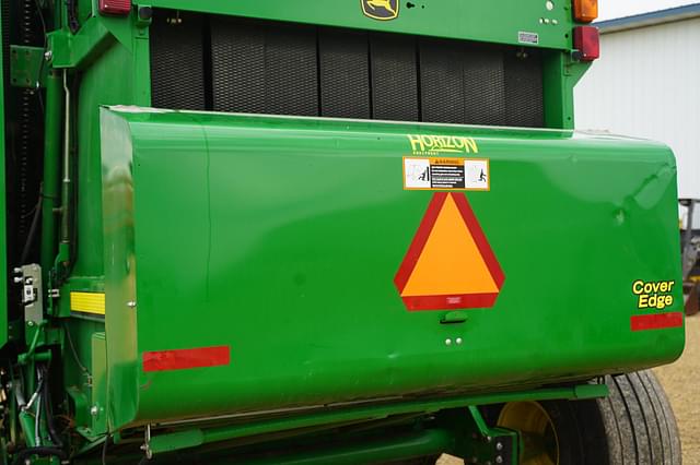 Image of John Deere 569 Premium equipment image 4