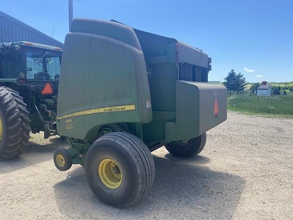 Image of John Deere 569 Premium equipment image 1