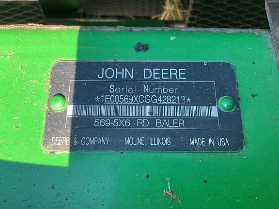 Image of John Deere 569 MegaWide Plus equipment image 1