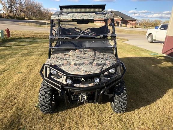 Image of John Deere XUV 590i Gator equipment image 4