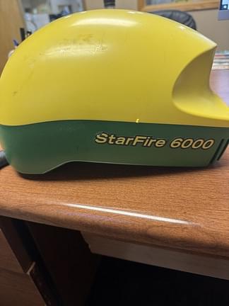 Image of John Deere StarFire 6000 Image 1