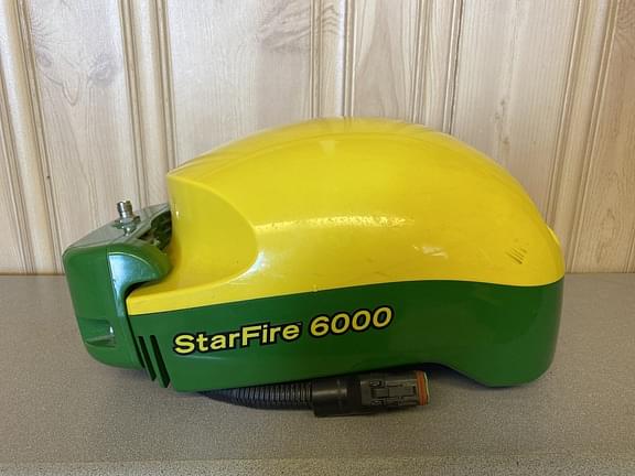 Image of John Deere StarFire 6000 Image 0