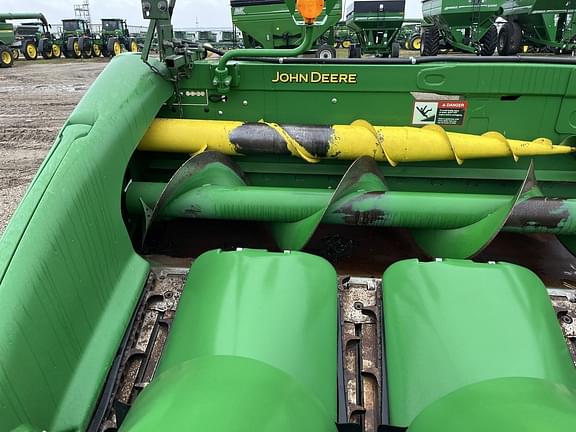 Image of John Deere 608C equipment image 1