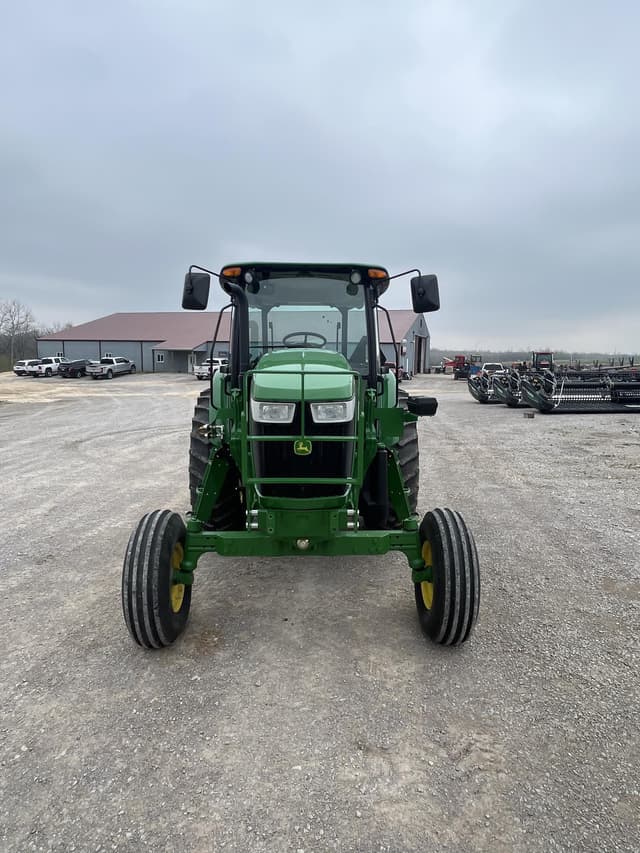 Image of John Deere 6105D equipment image 1