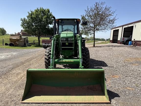 Image of John Deere 6105E equipment image 3