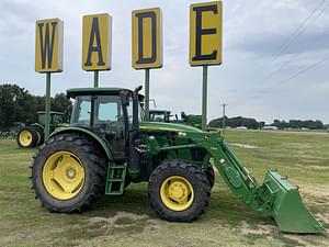 2016 John Deere 6105E Image