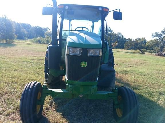 Image of John Deere 6105E equipment image 4